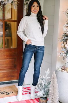 This rhinestone studded sweater will have you ready for any casual Christmas party! It's so cute not to mention cozy! This chic sweater is going to style so well with jeans and skirts alike.
Turtleneck
Long sleeves
Rhinestone embellishments
Generous stretch
Cindy is wearing the small. Casual Christmas Party, Studded Sweater, Embellished Sweater, Chic Sweater, Mint Julep Boutique, Rhinestone Embellishments, Chic Sweaters, Mint Julep, Rhinestone Studs