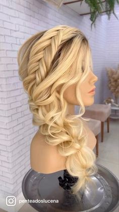 Wedding Hairstyles With Braids, Western Hair Styles, Western Hair, Cute Ponytail Hairstyles, New Hair Look, Wedding Hair Side, Couture Hairstyles, Special Occasion Hairstyles, Beauty Hair Makeup