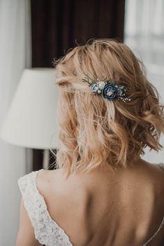 Floral hair comb for bride, bridesmaid, or flower girl Comb size - 5 cm (2 inches) Length of floral part ~ 10 cm (4 inches) Matching boutonniere, flower bracelet, hair crown can be made to order along with this accessory here: https://www.etsy.com/listing/735358517 Explore more items at mavkastore.etsy.com Winter Wedding Greenery, Greenery Hair Piece, Boho Winter Wedding, Hair Accessories For Bride, Accessories For Bride, Bridesmaid Hair Clips, Winter Wedding Hair, Wedding Hair Half, Wedding Greenery