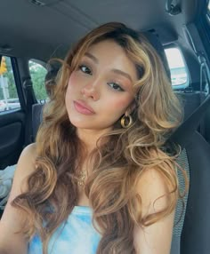 Brown Hair On Brown Skin, Olive Skin Blonde Hair, Best Fall Hair Colors, Hair Color For Tan Skin, Melted Caramel, Caramel Hair Color, New Pfp, Hair Color Caramel