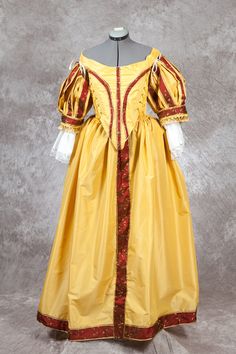 This dress was fashionable at the middle of the 17th century. The closure is at the back. This version of the dress is for theaters or different kind of projects when it is needed that the dress suits different sizes. It has two side lacings and one at the back. Instead if chemise, white sleeves are sewn to the main sleeves.  Custom sized to your measurements. Please send me bust, waist, hip and length measurements after the order has been completed. Can be shipped in other countries, please fee Baroque Victorian Dress For Costume And Medieval Festivals, Baroque Victorian Dress For Costume Parties And Medieval Festivals, Historical Baroque Style Dress, Baroque Medieval Dress For Fancy Dress, Historical Baroque Medieval Dress For Fancy Dress, Historical Ornate Medieval Dress For Fancy Dress, Vintage Dress With Historical Design For Fantasy Events, Baroque Medieval Dress For Festivals, Vintage Medieval Dress For Theater