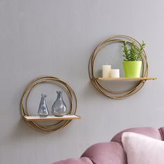 This set of 2 floating wall mounted shelves features a truly unique frame with overlapping gold metal rings that give these shelves a bare, stripped back and contemporary look. A little bit elegant, a little bit vintage, these whitewash wooden shelves on gold metal frame serve as a nice addition to any home, whether you're looking for something to compliment your existing décor or to make a subtle statement. Bring a touch of sophistication to your home with these beautiful gold metal and whitewa Accent Shelf, Golden Rings, Wall Shelf Decor, Farmhouse Inspiration, Wall Shelves Design, Mounted Shelves, Floating Wall Shelves, Decorating Shelves, Golden Ring