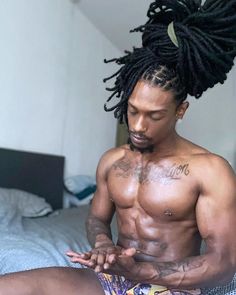 Short Dread Styles, Loc Styles For Men, Short Dreads, Long Dreads, Cute Dreads, Dreadlock Hairstyles For Men, Beautiful Dreadlocks, Short Locs Hairstyles, Dreadlock Styles