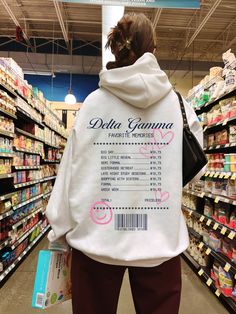 Delta Gamma Receipt Sorority Hoodie Dee Gee Trendy Receipt - Etsy Typography Hoodie Design, Hoodie Branding Ideas, Graphic Design For Hoodies, Unique Hoodies Design, White Hoodie Aesthetic, Cool Hoodie Designs, White Hoodie Design, Hoodie Back Design, Sweat Aesthetic