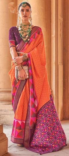 Orange color Saree in Viscose fabric with Printed work Patola Blouse, Saree Work, Orange Saree, Designer Silk Sarees, Indian Sarees Online, Casual Saree, Trendy Sarees, Trendy Blouses, Orange Blouse