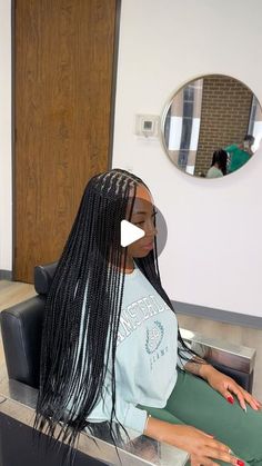 HOUSTON BRAIDER on Instagram: "When your braids lay flat like a sew in >>> #flawless 💕. -Book this look under small medium Knotless braids . 🔴April books open! Click the link in my bio to book your appointment ." Hairstyles Beads, Small Medium Knotless, Small Medium Knotless Braids, Medium Knotless Braids, Medium Knotless, Small Knotless, Braids Knotless, Books Open, Small Braids