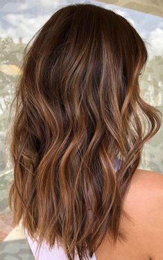 Medium Brown Hair, Brown Hair Inspo, Brunette Hair With Highlights, Hair Color Light Brown, Brunette Balayage Hair, Brown Hair Balayage, Light Hair Color, Highlights Brown Hair, Brown Hair With Highlights