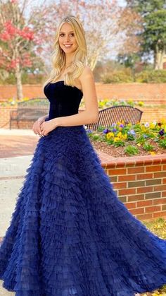 https://www.simple-dress.com/navy-blue-velvet-prom-dress.html Blue Velvet Prom Dress, Velvet Prom Dress, Navy Velvet, Custom Size Dresses, Prom Dresses Online, Evening Gowns Formal, Formal Dresses Prom, Long Prom Dress, Prom Party Dresses