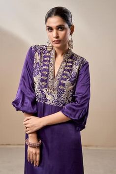 Purple kurta featuring floral embroidery with thread, bead, and cutdana work on the yoke. Paired with matching pants for a cohesive look., Fit: Relaxed Collar Kurta, Cutdana Work, Satin Embroidery, Women Kurta, Straight Kurta, Matching Pants, Pant Set, Mandarin Collar, Embroidery Thread