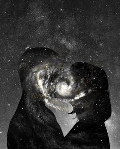 two people are kissing in front of the night sky with stars on it and one person is