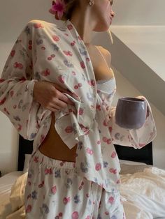 Pajamas Aesthetic, Pijamas Women, Vetements Clothing, Djerf Avenue, Cute Pjs, Pajama Fashion, Cute Sleepwear, Cute Pajama Sets, Cute Pajamas