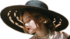 Elegant Black Straw Hat For Vacation, Chic Wide Brim Straw Hat For Church, Elegant Black Boater Hat For Summer, Vintage Black Brimmed Sun Hat, Vintage Black Straw Hat With Curved Brim, Elegant Black Straw Hat For Summer, Classic Black Straw Hat, Black Summer Evening Sun Hat, Vintage Black Straw Hat For Beach