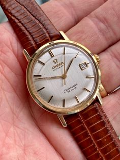 Vintage Cartier Watch, Omega Watch Vintage, Omega Watches, Rolex Explorer, Vintage Omega, Best Watches For Men, Signet Rings, Vintage Watches For Men, Cartier Watch