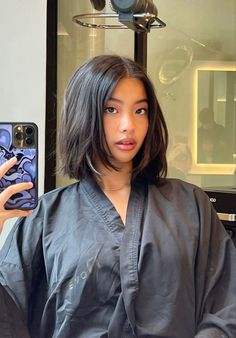 Top 50 Short Bob Hairstyles for Women in 2024 (Detailed Gallery + Video) | 50 Stunning Short Bob Hairstyles for Women Trending in 2024 | Aesthetic Women's Hairstyles & Haircut Inspo Haircut For Long Neck, Asian Short Hair Women, Short Hair No Layers, Asian Bob Haircut Round Faces, Straight Hair Short, Asian Short Hair, Hair 2024, Short Straight Hair