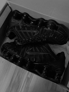 Trendy Shoes Sneakers, Hype Shoes, Adidas Campus, Nike Shox, 2025 Vision, Trendy Shoes, Stylish Shoes