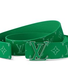 LOUIS VUITTON® - Lv Initiales 40mm Reversible Belt - Green Custom Jordan Shoes, Custom Jordans, Drip Outfit Men, Fashion Terms, Black Men Fashion Swag, Birthday Fits, Green Fits, Louis Vuitton Belt, Designer Belts