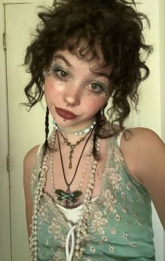 @bryleigh_hull Whimsical Makeup Fairies, Bryleigh Hull, Earthy Makeup Looks, Fairy Grunge Makeup, Whimsigoth Makeup, Whimsical Makeup, Hull Fair, Earthy Makeup, Funky Makeup