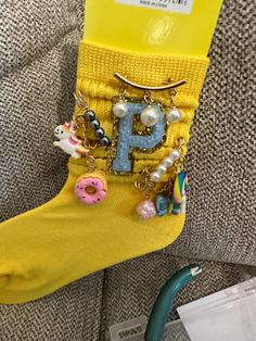 Customized Junk Socks for kids, variety of colors, with or without character. Junk Socks With Charms, Bedazzled Socks, Charm Socks, Junk Socks, Bling Socks, Sock Ideas, Bedazzled Shoes Diy, Crocs Fashion, Slouch Socks