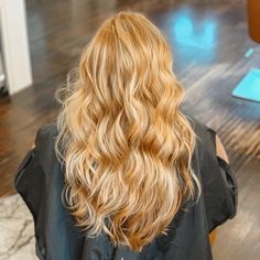 Golden And Strawberry Blonde Hair, Golden Blonde Red Hair, Cooper Golden Blonde Hair, Apricot Blonde Hair Balayage, Gingerbread Blonde Hair, Strawberry Blonde Hair Natural, Blonde To Ginger Before And After, Warm Strawberry Blonde Hair, Golden Strawberry Blonde Hair