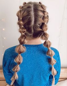 Kily Jenner, Bubble Braid, Volleyball Game