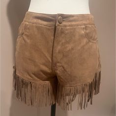 Cute Suede Shorts With Fringe Trendy Brown Beach Shorts, Short Brown Bottoms For Day Out, Brown High Waist Shorts For Beach, High Waist Brown Shorts For Beach, Trendy Brown Shorts For Day Out, Brown Short Length Bottoms For Day Out, Shorts With Fringe, Fringe Shorts, Suede Shorts