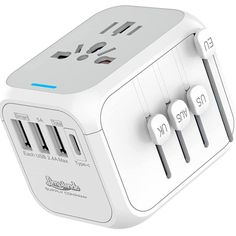 an electric outlet with four plugs on each side and three outlets in the middle