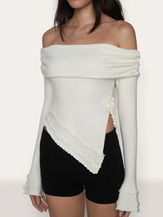 Details Composition: 100% Polyester Design: Asymmetrical Style: Romantic Thickness: Regular Material: Knit Occasion: Party, Work Size & Fit Stretch: High Stretch Fit Type: Regular Fit Cm Inch Size US Bust Sleeve Length XS 2 26.8 23.2 21.3 S 4 28.3 23.6 21.7 M 6 29.9 24.0 22.0 L 8/10 32.3 24.4 22.4 XL 12 34.6 24.8 22.8 XS 2 68 59 54 S 4 72 60 55 M 6 76 61 56 L 8/10 82 62 57 XL 12 88 63 58 Care Instructions Hand wash cold with like colors Do not bleach Flat dry Iron at a maximum of 110°C/230°F Do Off Shoulder Satin Top, Kibbe Essence, Interesting Style, Wardrobe Planner, Pinterest Wardrobe, Styling Clothes, Cardigan Sweater Jacket, Super Ideas, Boho Maxi Dress