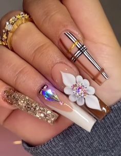 Otoño Nails, Theme Nails, Ideas Uñas, Fall Acrylic, Fab Nails, Fall Nail Polish, Pedicure Ideas, Ombre Nails Glitter, Holiday Nail Designs