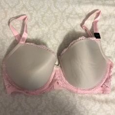 Grey And Pink Victoria Secret Dream Angels Demi Bra 32dd Elegant Pink Summer Bra, Pink Fitted Underwire Bra, Fitted Pink Underwire Bra, Pink Lace Feminine Bra, Feminine Pink Lace Bra, Spring Pink Bra With Removable Pads, Pink Underwire Partially Lined Bra, Pink Lace Bra With Lace Trim, Victoria's Secret Feminine Bra With Removable Pads