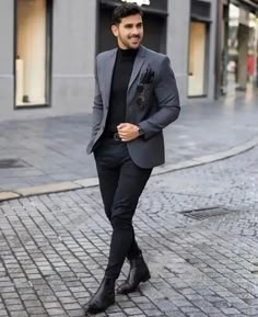 Homecoming Outfits For Guys, Classic Gentleman, Mens Casual Suits, Blazer Outfits Men, Modern Suits, Modern Mens Fashion