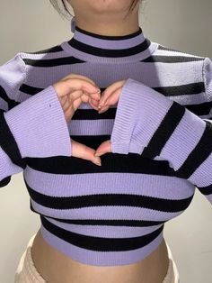 𝔇𝔢𝔱𝔞𝔦𝔩𝔰: Style: Kawaii Goth, Creepy Cute, Streetwear Materials: Polyester & Cotton Quantity: 1 pc This top features an irregular striped design & purple color Made of top fabric, comfortable for everyday wear Enjoy free shipping with a purchase of over 80$ SIZE CHEST LENGTH SLEEVE SHOULDERS 30 in 14 in 23 in 12 inM 31 in 15 in 23 in 13 inL 33 in 15 in 24 in 13 inItem measured by hands may have 1-2 in differences.SIZE CHEST LENGTH SLEEVE SHOULDERS 76 cm 36 cm 58 cm 31 cmM 80 cm 37 cm 59 cm Cute Streetwear, Style Kawaii, Kawaii Goth, Grunge Vintage, Purple Rain, Creepy Cute, Top Fabric, Dream Clothes, Swimsuit Tops