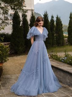 Prom Aesthetic, Hairstyle Prom, Prom Dress Blue, Prom Fashion, Tulle Long Prom Dress, Prom Hairstyle, Formal Dresses Graduation, Prom Queen, Gaun Fashion