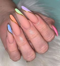 French Tips Ombre, Nail Instructions, Press On Nails Business, Carnival Outfit Carribean, Swirl Nails, Carnival Outfit, Press Nails, Barbie Drawing, Luxury Press On Nails