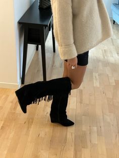 Black Boots Aesthetic, Heels Boots, Fashion Mistakes, 10 Pounds, Charlotte Tilbury