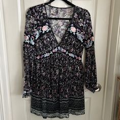 Free People Dress Size: 6 Black With Multi-Color Detailed Embroidery Great Condition Detailed Embroidery, People Dress, Free People Black, Size 6 Dress, Free People Dresses, Free People Dress, Colorful Dresses, Free People, Multi Color