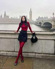 Tights Outfits, Chique Outfit, Latina Outfits, Red Tights, Chique Outfits, Foto Poses, Looks Street Style, Dinner Outfits