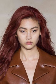 Ginger Hair On Asian, Hoyeon Jung Red Hair, Hoyeon Aesthetic, Hoyeon Wallpaper, Copper Hair Asian, Hoyeon Instagram, Asian Dyed Hair, Red Hair Asian, Squid Game Aesthetic