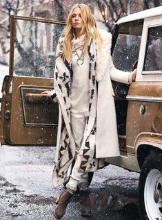 Boho Fashion Winter, Boho Winter Outfits, Bohemian Winter, Winter Mode Outfits, Hippie Mode, Moda Hippie, Boho Chique, Look Festival