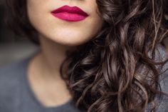 Fuchsia Lipstick, Berry Lips, Beauty Case, Naturally Curly, Lipstick Colors, Long Lasting, Lip Liner, Lip Colors, Essence