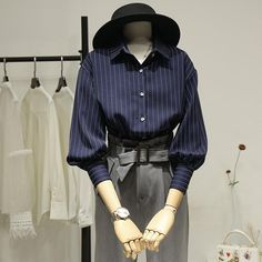 Top Professional Temperament Chic Small Striped Shirt Female Design Sense Niche Shirt - Super Amazing Store Woman Blouse Casual, Black Cropped Trousers, Three Quarter Sleeve Shirt, Retro Blouse, Blouses Casual, Summer Office Outfits, Outfits Female, Striped Shirt Women, Lantern Sleeved Blouses