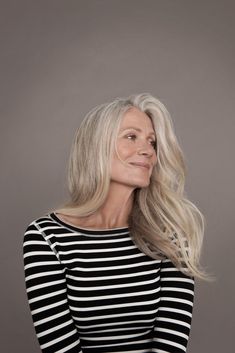 Pia Gronning Grey Hair Hacks, Grey Blonde Hair, Grey Blonde, Women Ideas, Trendy Hair, Short Hair Older Women