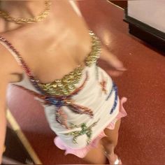 sparkles Shell Dress, Estilo Hippy, Mode Hippie, Versace Dress, Looks Party, Cat Walk, Insta Stories, Mode Inspo, Mode Vintage