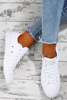 Chuck Converse, Baskets Converse, All White Sneakers, Chuck Taylor Converse, Converse Outfits, Outfits With Converse, White Converse, Tumblr Outfits, Prom Shoes