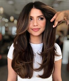 Long Brunette Hair With Layers Straight, Brunette Hair Layers, Straight Brunette Hair, Haircut Selfie, Photo Hijab, Black Hair Balayage