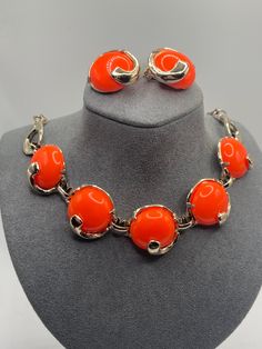 Vintage unbranded choker necklace orange circular accents Luxury Orange Round Pendant Necklace, Cheap Vintage Orange Necklaces, Metal Clip-on Jewelry For Jewelry Making, Retro Orange Jewelry For Formal Occasions, Retro Orange Jewelry For Formal Events, Adjustable Costume Jewelry Sets With Round Shape, Vintage Orange Jewelry For Party, Orange Clip-on Jewelry For Gift, Formal Metal Clip-on Jewelry