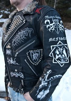 Battle Jacket - Leather Battle Jacket Completed. Leather Battle Jacket, Metal Vest, Battle Vest, Rock And Roll Fashion, Heavy Metal Fashion, Jacket Ideas, Aesthetic Outfits Men