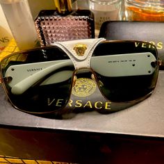 New Beautiful Versace White Sunglses With Case And Box Gilded Furniture, Versace Eyeglasses, Bifocal Glasses, Versace Gold, Versace Fashion, Versace Accessories, Men Sunglasses, Versace Sunglasses, Prada Sunglasses