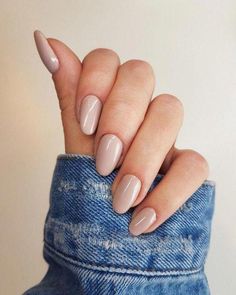 Ongles Beiges, Stars Nails, Colorful Inspiration, Makeup Colorful, Blonde Makeup, Classy Nail Art, Makeup Steps, Makeup Simple, Beige Nails