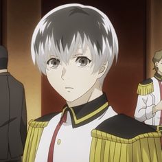 an anime character with white hair and black eyes standing in front of two other characters