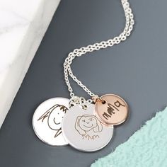 3 Discs Personalized Round Pendant Charm Necklace As Personalized Gift, Personalized Pendant Necklace For Best Friend, Personalized Round Disc Charm Necklaces For Mother's Day, Personalized Round Disc Charm Necklace For Mother's Day, Customizable Round Disc Charm Necklace For Mother's Day, Hand Stamped Round Charm Necklace For Best Friend, Hand Stamped Round Pendant Charm Necklace For Mom, Mother's Day Engraved Round Disc Charm Necklaces, Nickel-free Round Pendant Charm Necklaces For Best Friend Gift